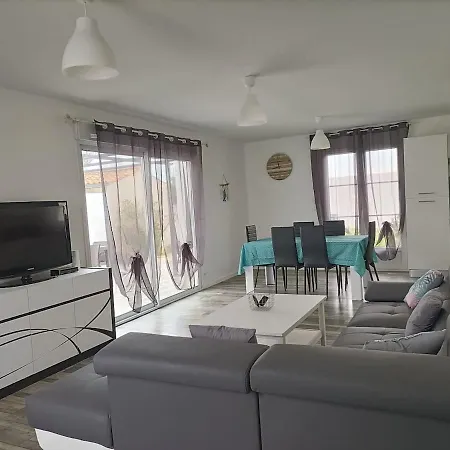 度假居 Maison De Vacances Recente La Betaudiere