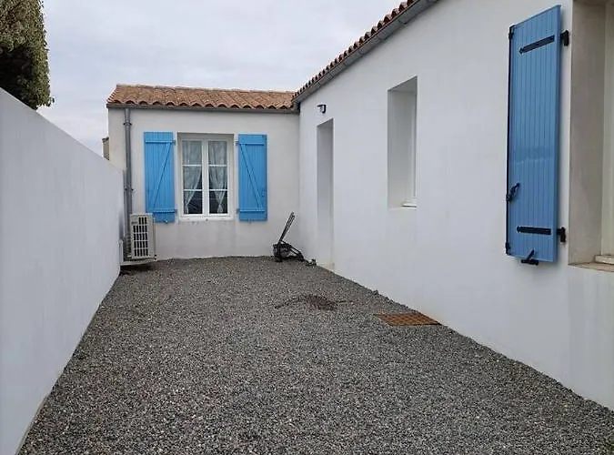 Maison De Vacances Recente بيت للعطل La Betaudiere